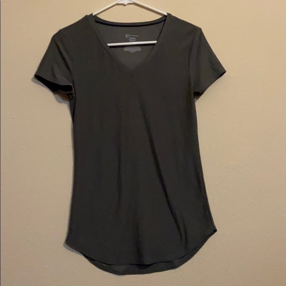 Dark gray short sleeve shirt